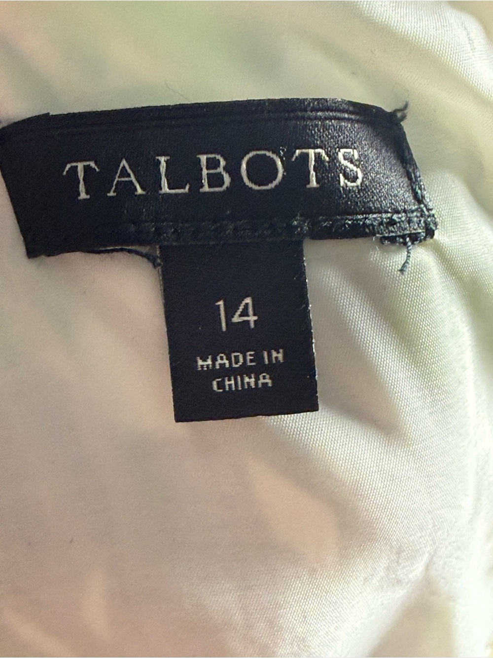 Talbots Sleeveless Green Leaf Print V-Neck Dress - Picture 6 of 7